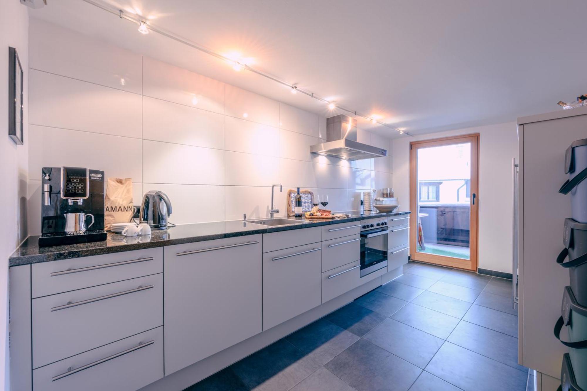Haus Richard Falch - Inklusive Kostenloser Premium-Sommerkarte Sankt Anton am Arlberg Kültér fotó