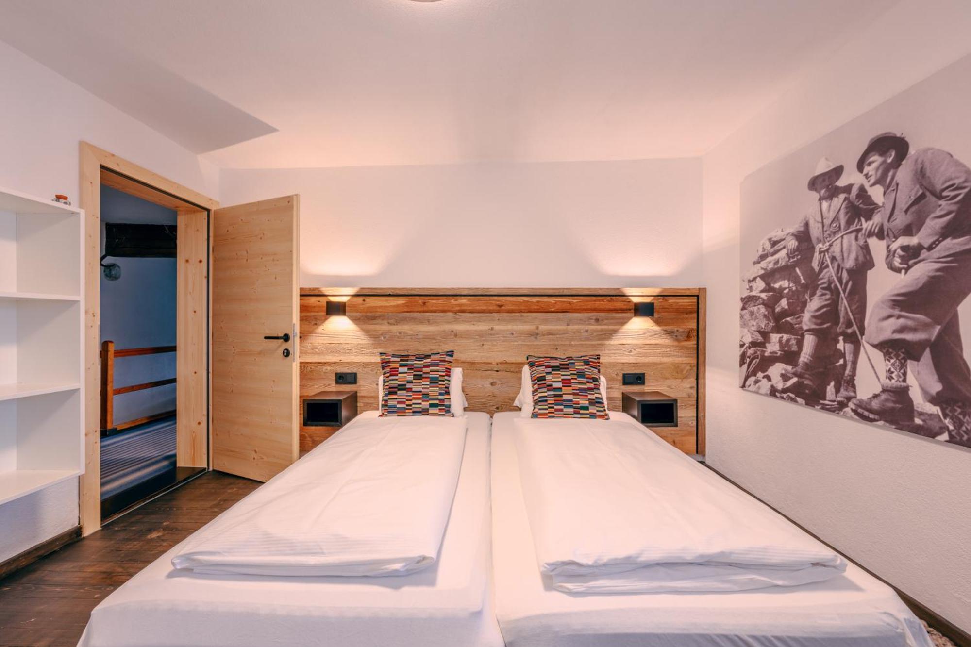 Haus Richard Falch - Inklusive Kostenloser Premium-Sommerkarte Sankt Anton am Arlberg Kültér fotó