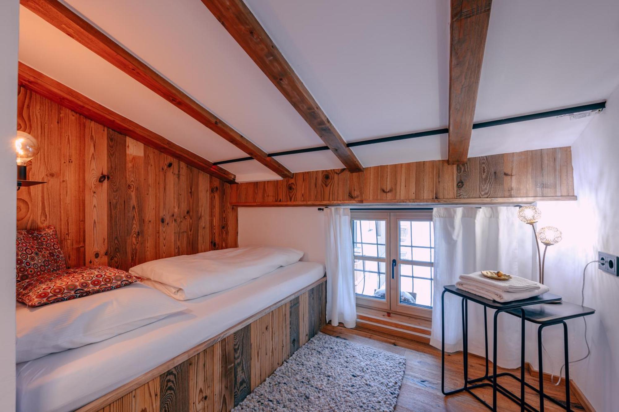 Haus Richard Falch - Inklusive Kostenloser Premium-Sommerkarte Sankt Anton am Arlberg Kültér fotó
